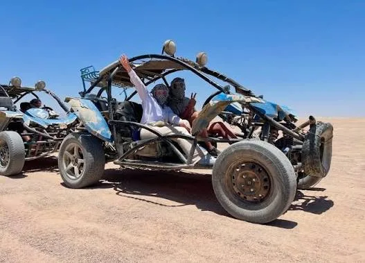 Buggy dans le désert